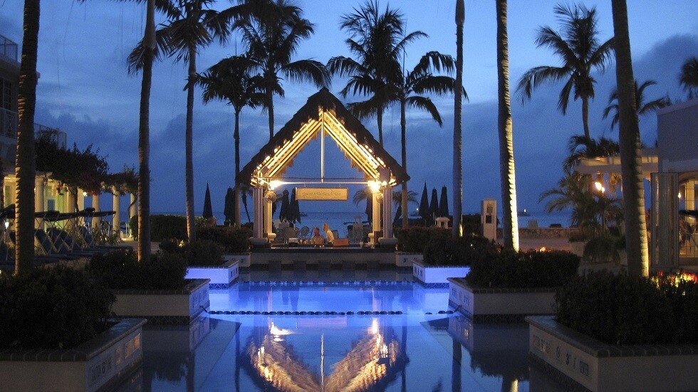 جزر كايمان تتصدر قائمة مخابئ الأموال في العالم