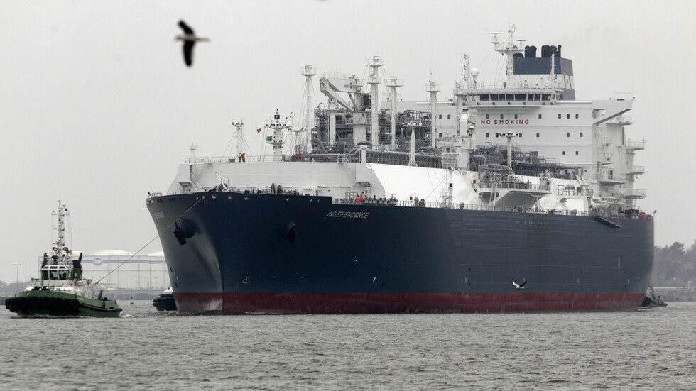 "شل": الطلب العالمي على الغاز المسال قد يتضاعف بحلول 2040