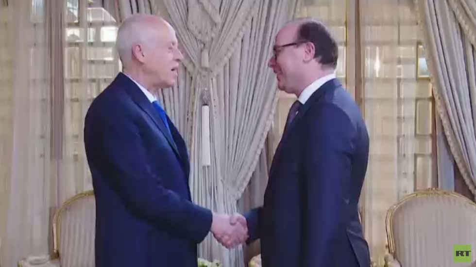 الفخفاخ يعلن تشكيلة الحكومة التونسية