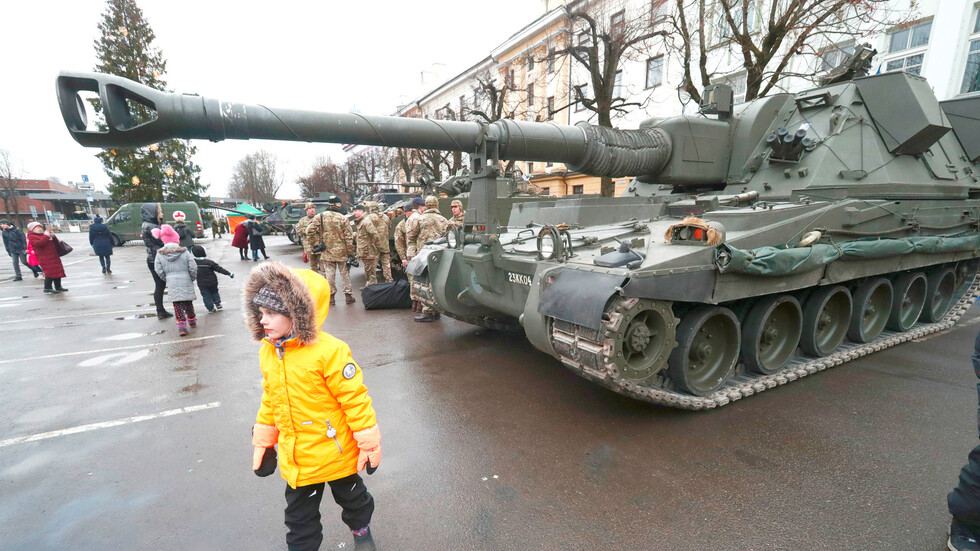 خنق روسيا بالعقوبات