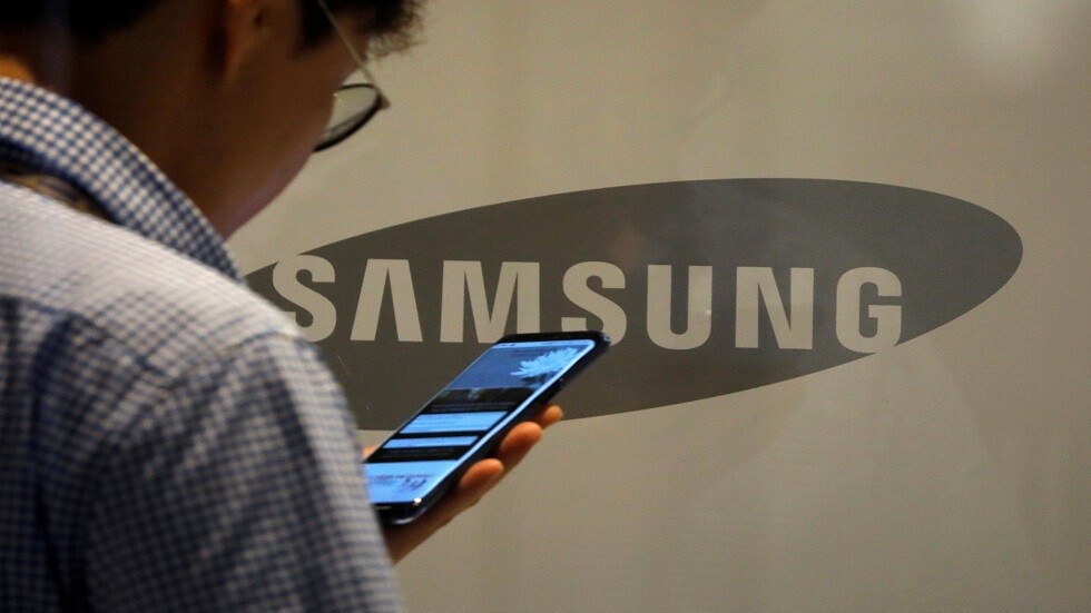 رسالة غريبة تصل مستخدمي هواتف سامسونغ!