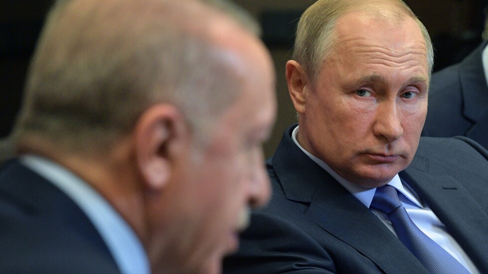 أردوغان يتصل ببوتين من أجل بحث الوضع في إدلب