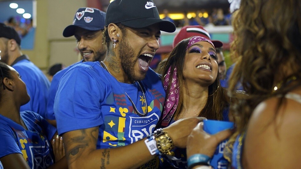 طرد نيمار في المباراة أمام بوردو.. بطاقته لحضور كرنفال ريو