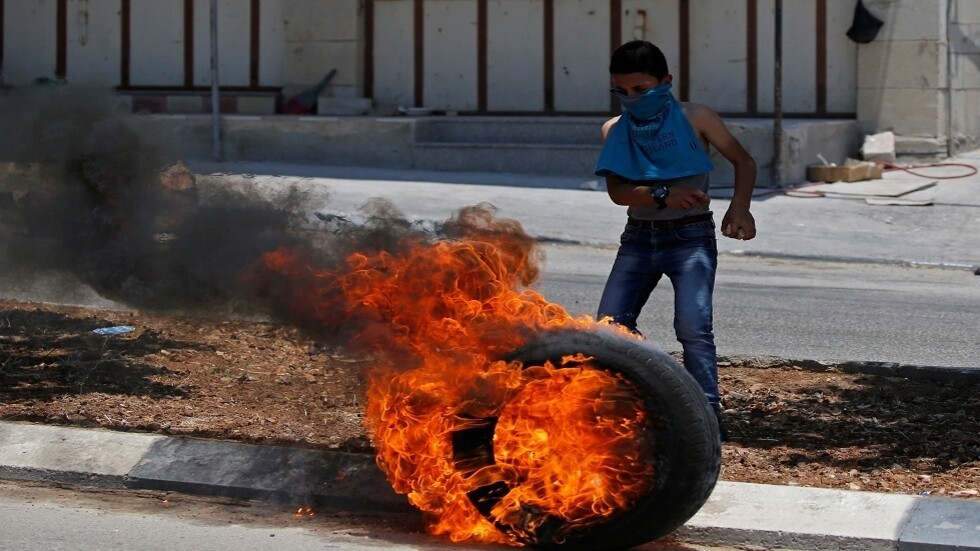 أبو ردينة: القرار الوطني الفلسطيني هو الأساس لتحقيق أي حل في المنطقة
