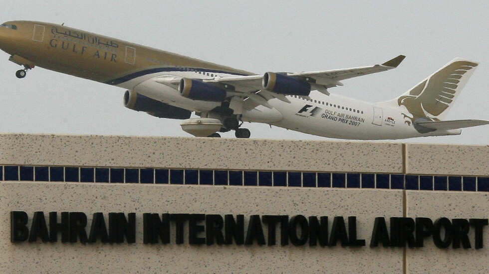 البحرين تتحرك لمنع انتشار "كورونا".. تعليق رحلات جوية وإجراءات مشددة