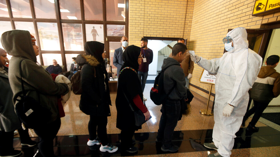 العراق يتحرك جديا ويتخذ عدة قرارات هامة للحد من انتشار 