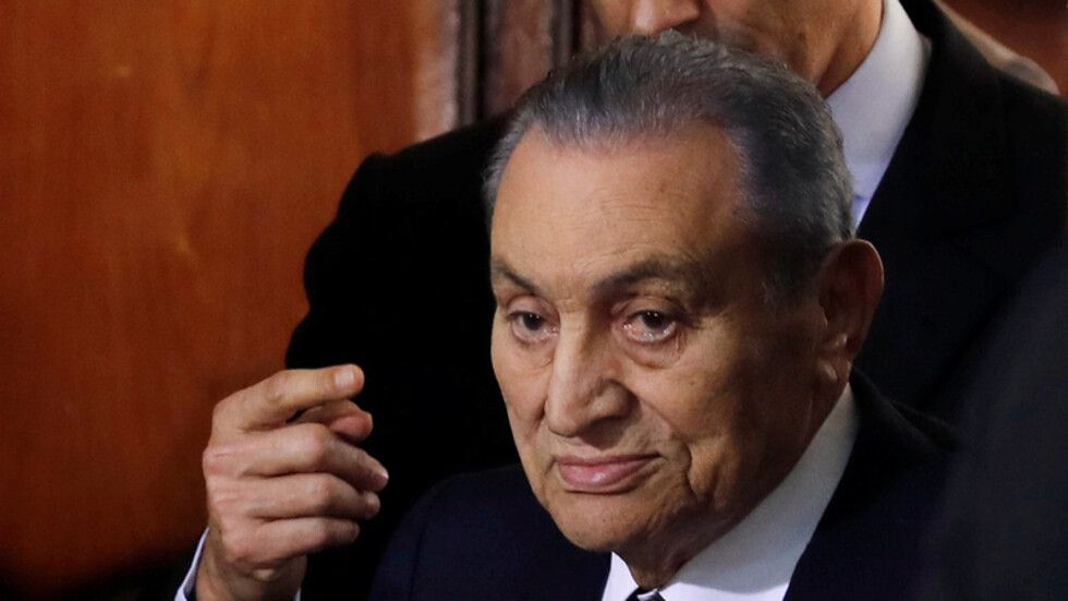 آخر ظهور للرئيس المصري الأسبق حسني مبارك قبل وفاته