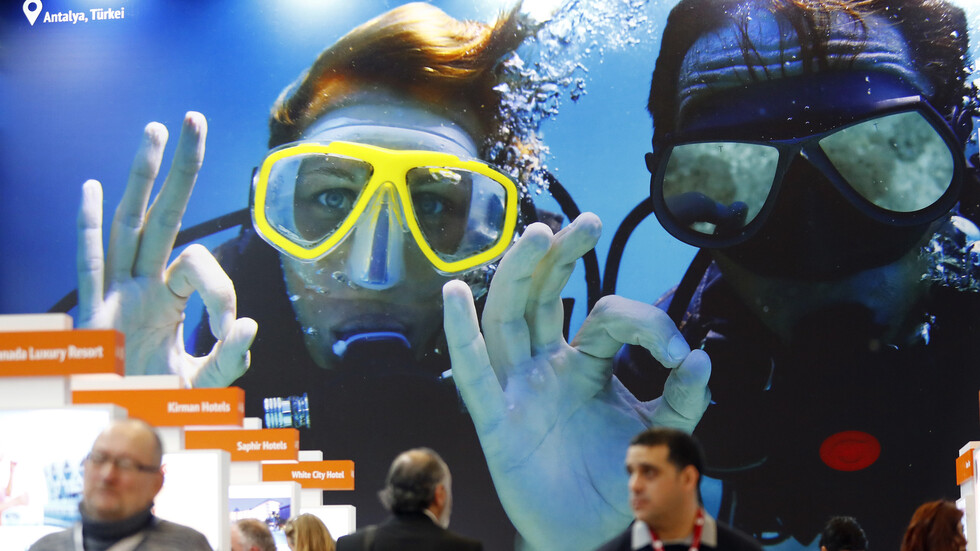 أردوغان فضّل الإرهابيين على السياح