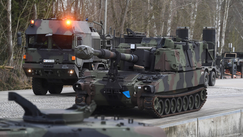 "سياسة ضد العقل". فشل عربات المشاة الأمريكية الأحدث في أوروبا الشرقية