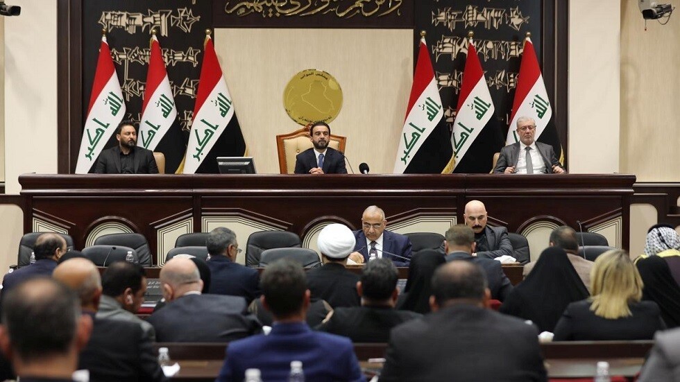 البرلمان العراقي يؤجل جلسة منح الثقة لحكومة علاوي لعدم اكتمال النصاب