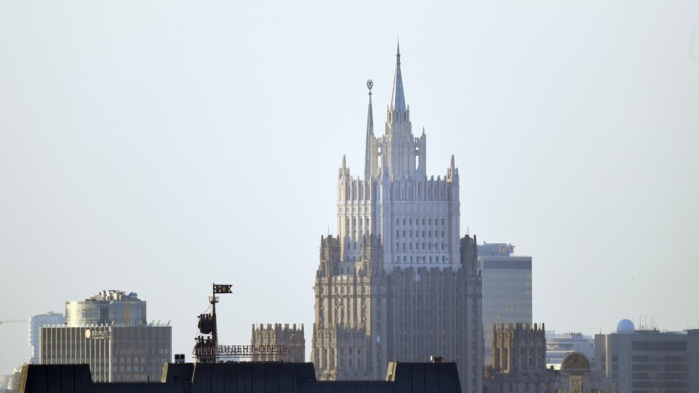 لافروف يلتقي هنية بموسكو في 2 مارس