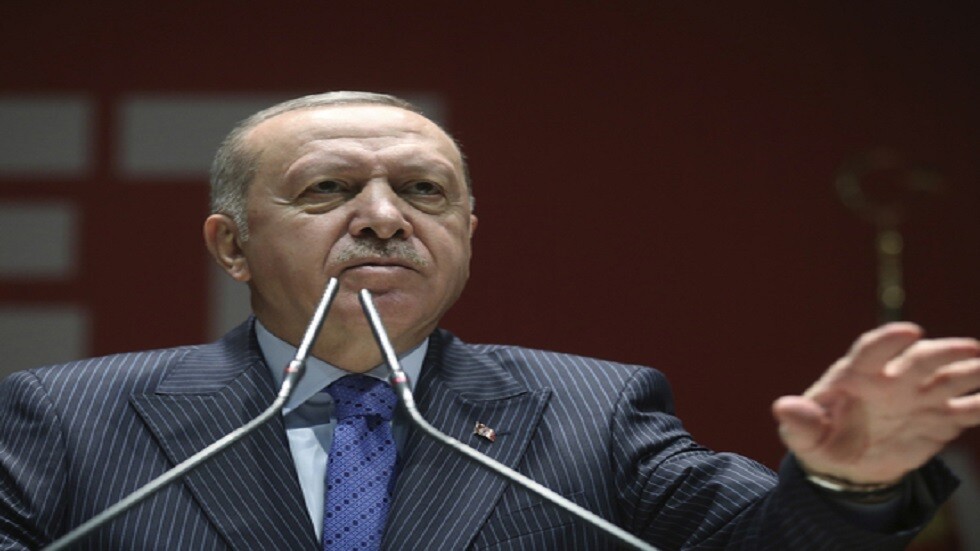 مستشار أردوغان يتوعد روسيا "بانتقام رهيب" بسبب موقفها في سوريا