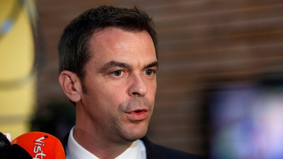 كورونا.. فرنسا تعلن عن تعافي 12 مصابا وموت اثنين من أصل 73