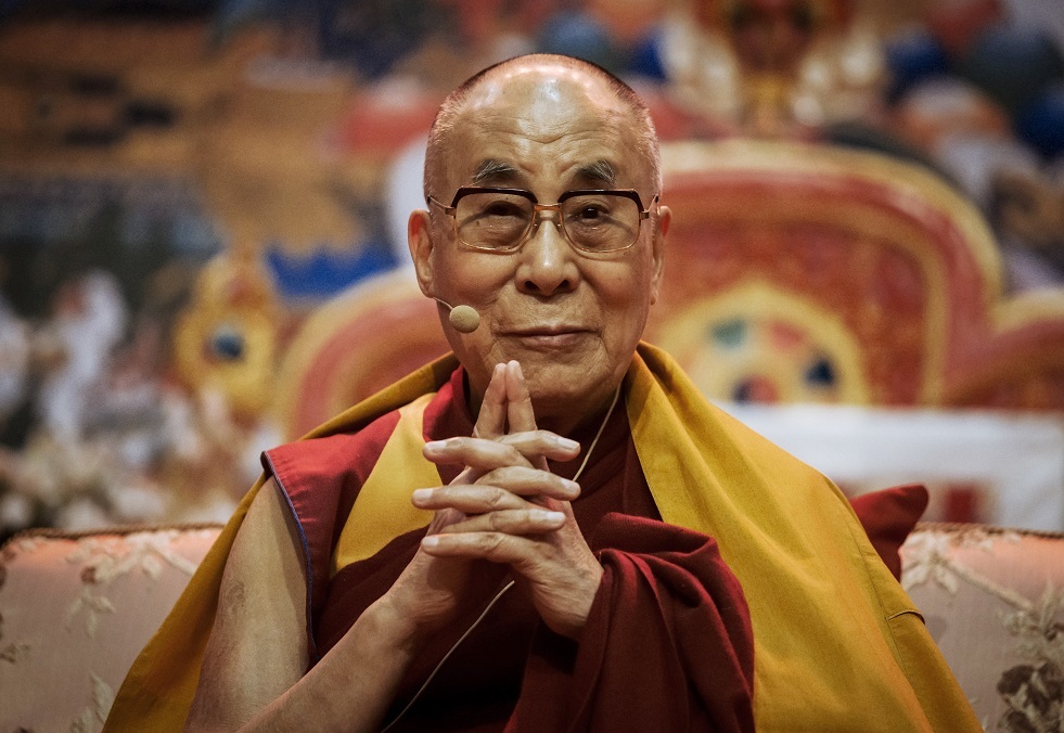 دالاي لاما ينشر تعويذة لمكافحة فيروس كورونا