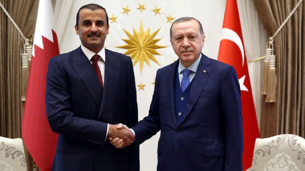 أمير قطر يعزي الرئيس التركي