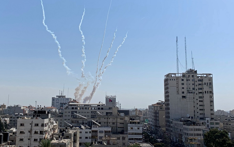 إطلاق رشقات صواريخ متتالية من غزة باتجاه تجمعات إسرائيلية محاذية للقطاع