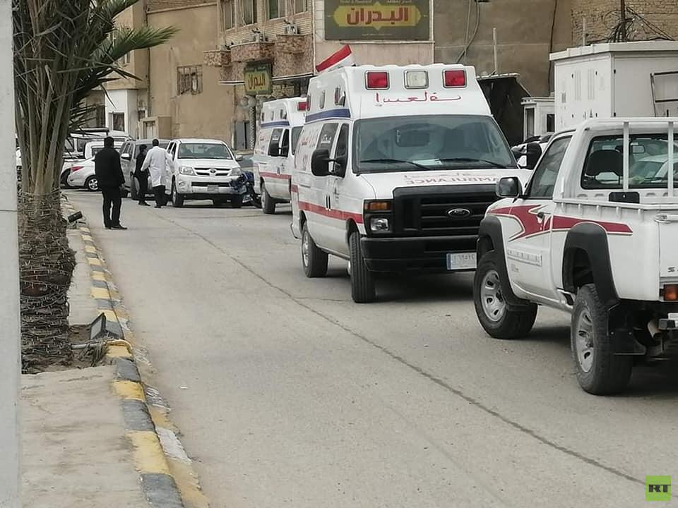 الفرق الطبية العراقية تفحص طلاب الحوزة العلمية بعد اكتشاف إصابة بكورونا (صور)