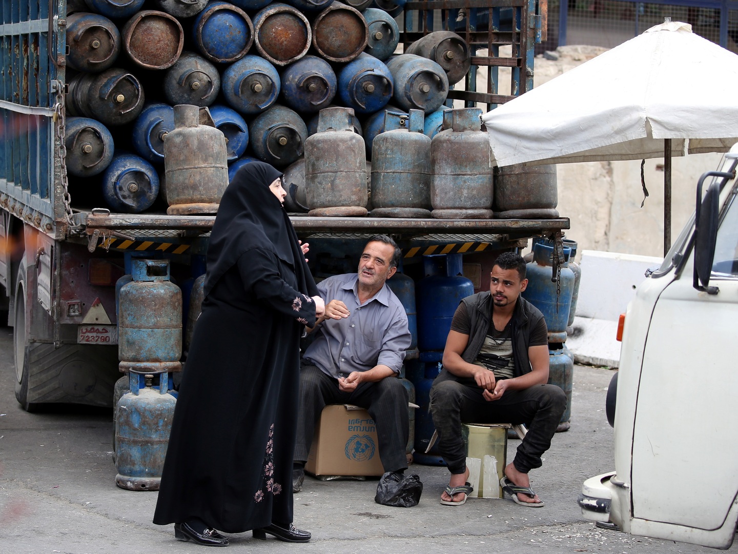 مصادر في وزارة النفط السورية توضح حقيقة حصول العازب على المازوت