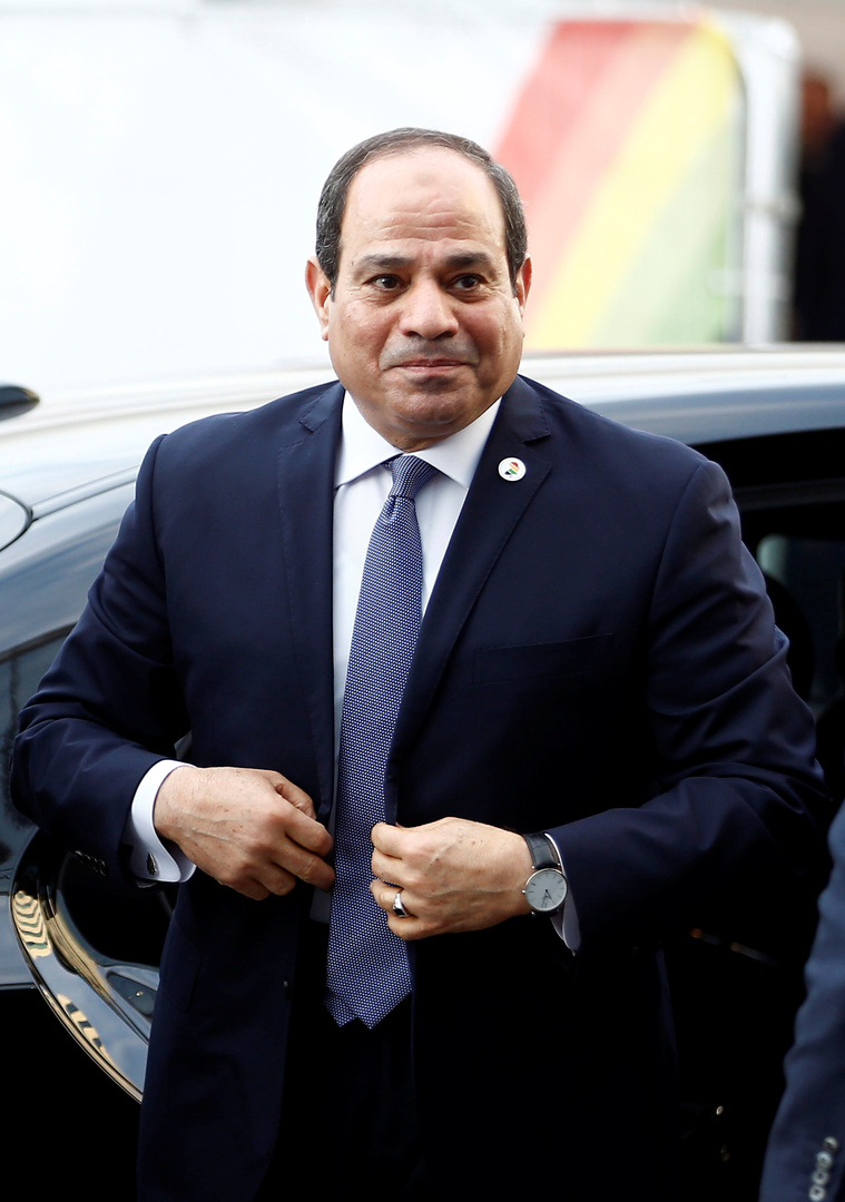 زواج وزير مصري من تونسية بقرار من السيسي