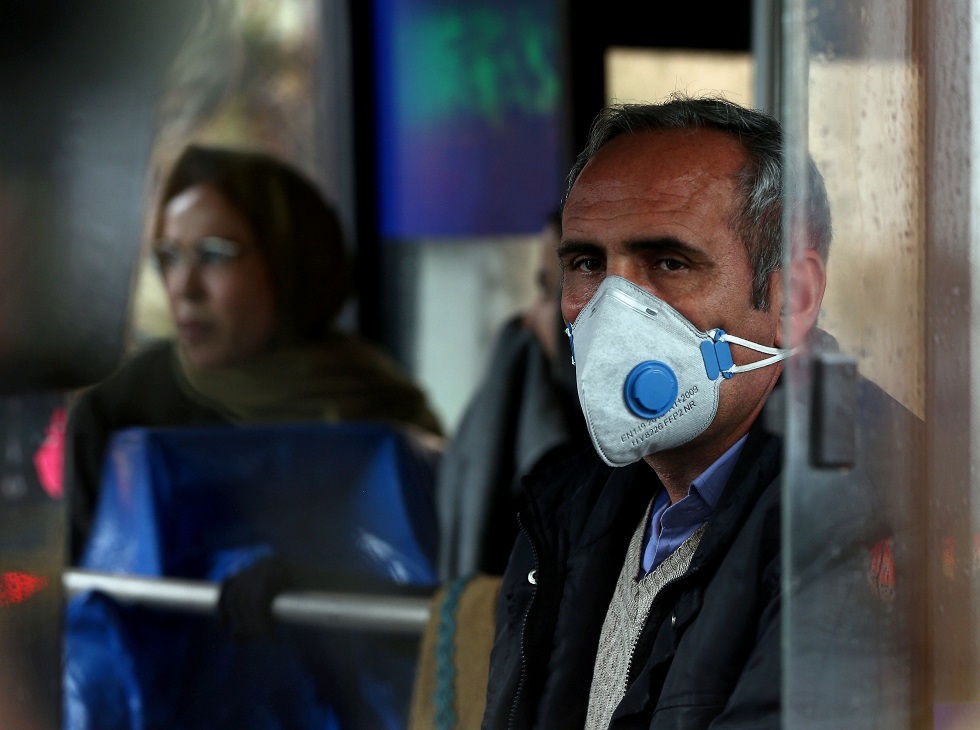 كورونا.. الصحة الإيرانية تنفي تقريرا عن وفاة 210 أشخاص
