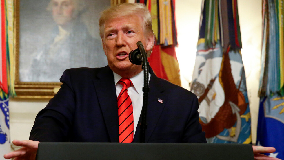 كورونا.. ترامب يطمئن الأمريكيين