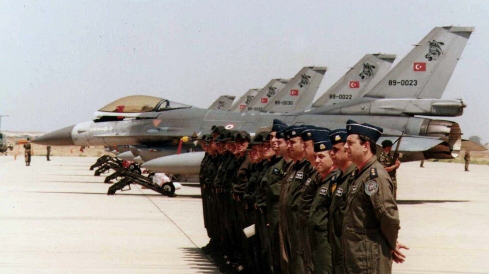 موسكو: لا نضمن سلامة الطيران التركي فوق سوريا بعد إغلاق أجواء إدلب