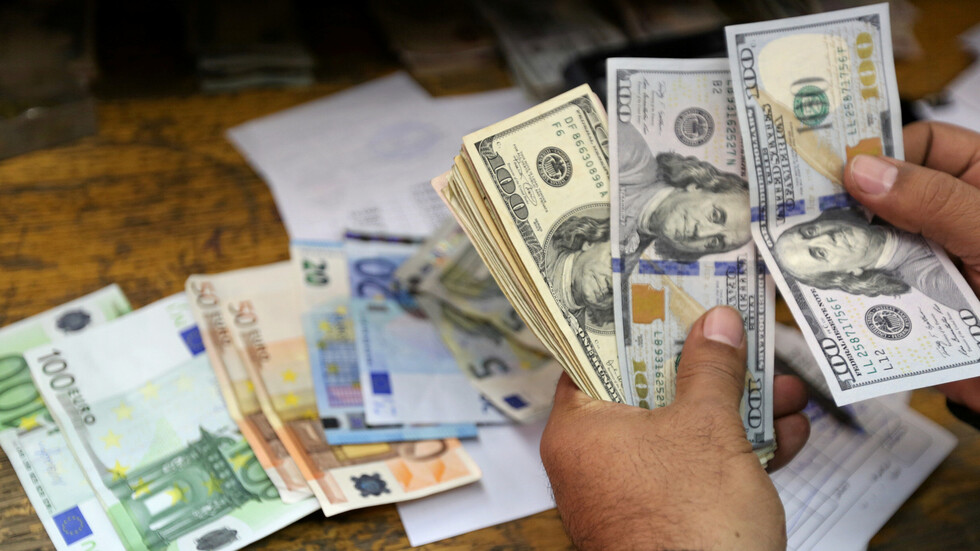 الدولار يواصل الصعود في مصر