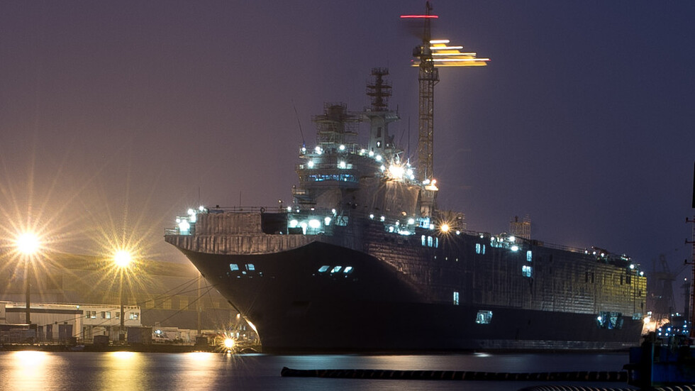 قوات مصرية وفرنسية تنفذ تدريبات عسكرية بحرية في المتوسط