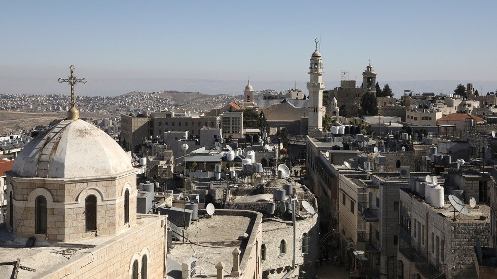 وزير الدفاع الإسرائيلي يأمر بفرض طوق أمني على مدينة بيت لحم بسبب فيروس كورونا