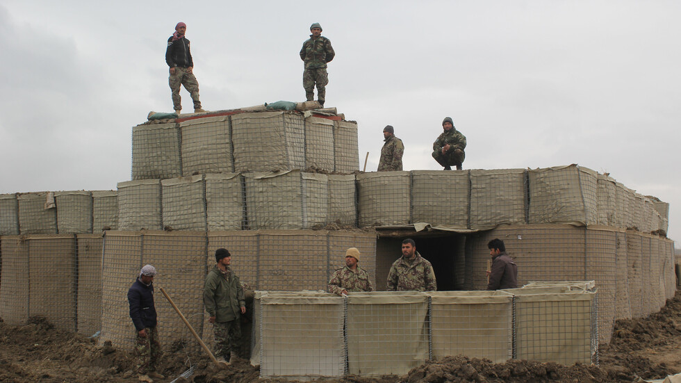 غارات جوية تقتل عددا من مقاتلي "طالبان"
