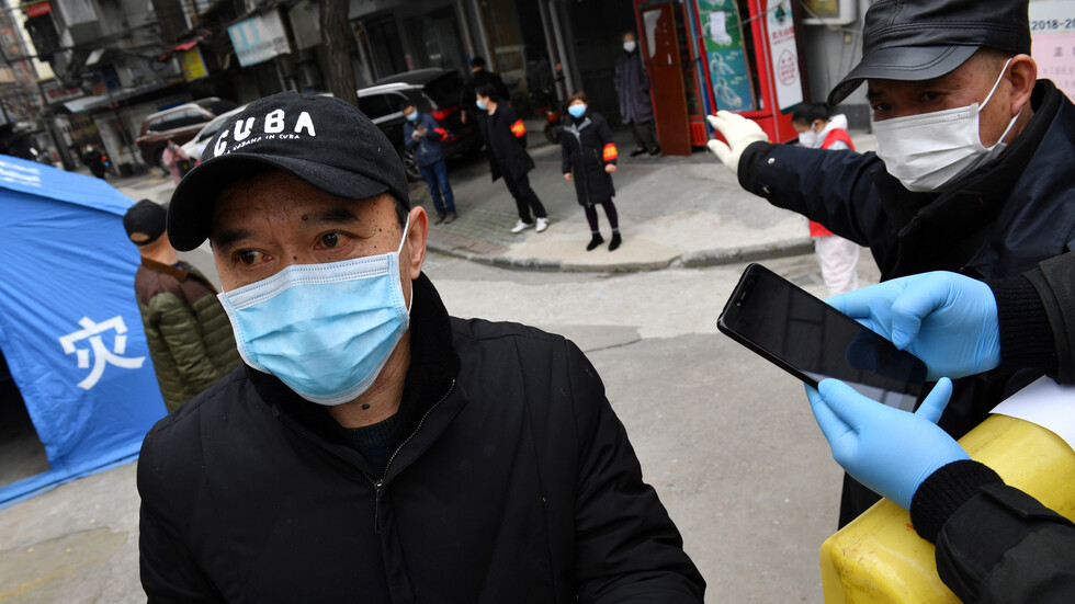 الصين تسجل عجزا بأكثر من 7 مليارات دولار في شهرين بسبب "كورونا"