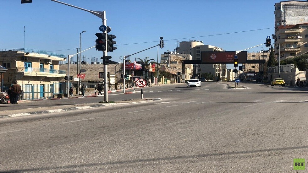 بالصور.. شوارع بيت لحم خالية والمحلات التجارية أغلقت أبوابها بسبب كورونا