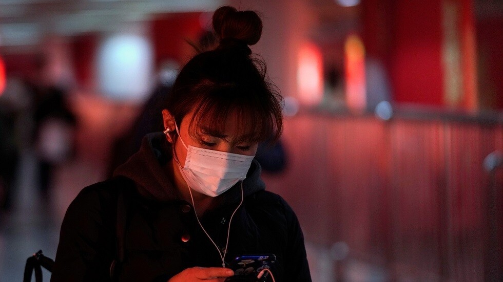 بيانات من الصين وكوريا الجنوبية تظهر تباطؤا في وتيرة تفشي "كورونا" في البلدين