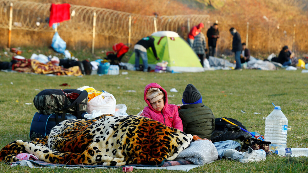 الاتحاد الأوروبي يخطط لاستقبال نحو 1500 مهاجر قاصر