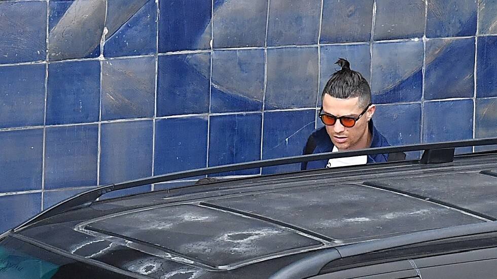 شاهد.. رونالدو يخطف الأضواء في زمن 