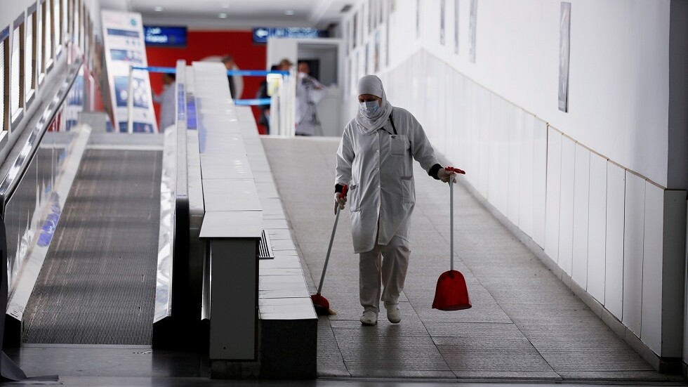 تونس تلغي كل الرحلات الجوية والبحرية إلى إيطاليا