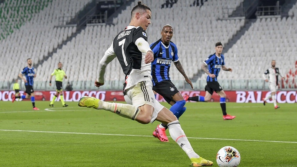 تعرف على سيناريوهات تحديد بطل الدوري الإيطالي بعد إيقاف