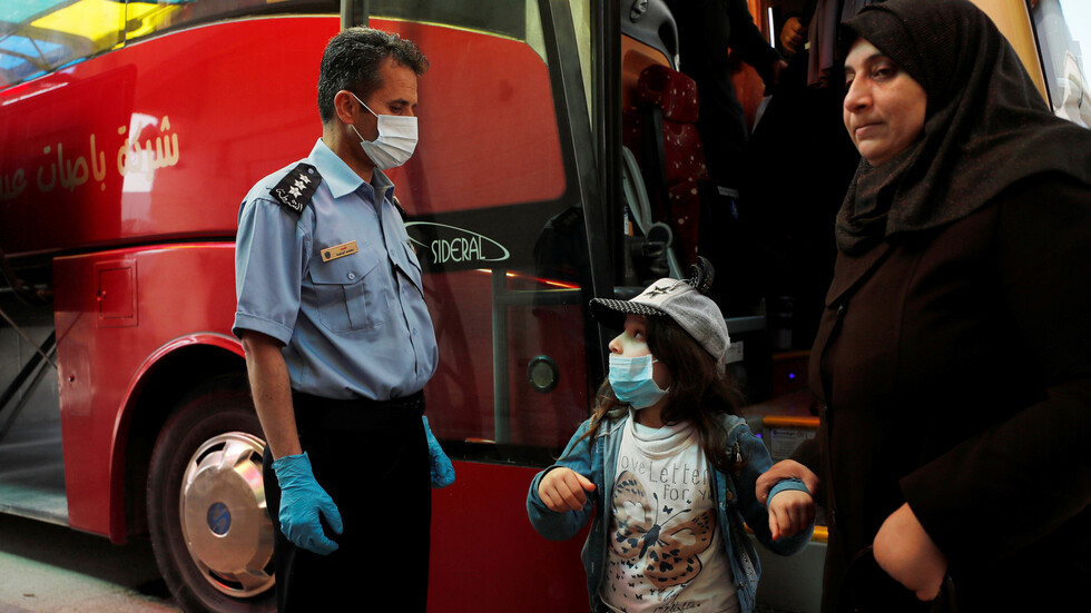 فتوى لخطيب الأقصى: من لا يلتزم بالحجر الصحي آثم