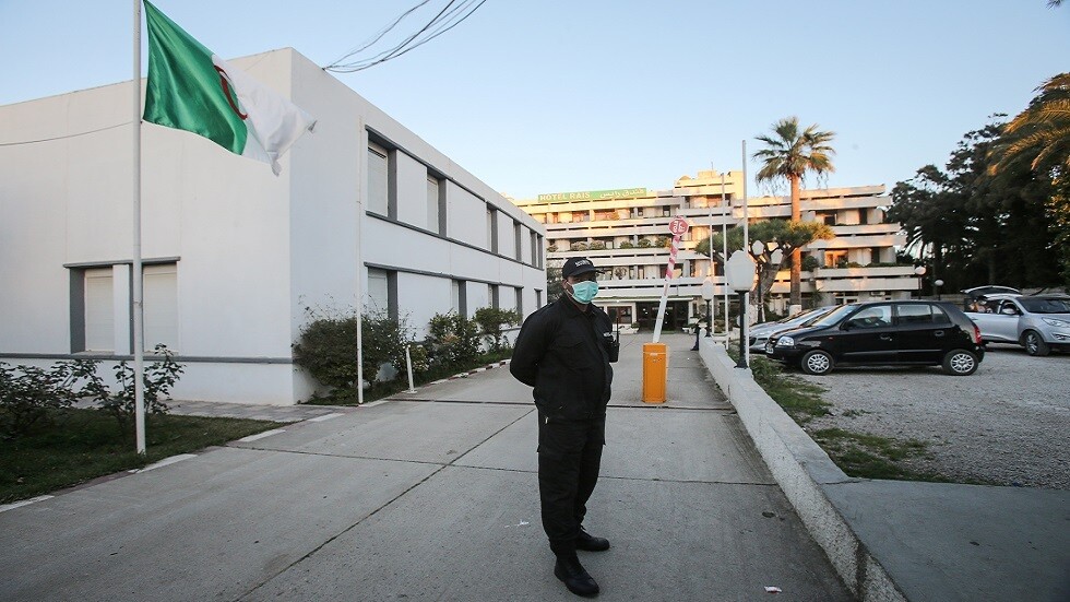 تسجيل أول وفاة بفيروس كورونا في الجزائر