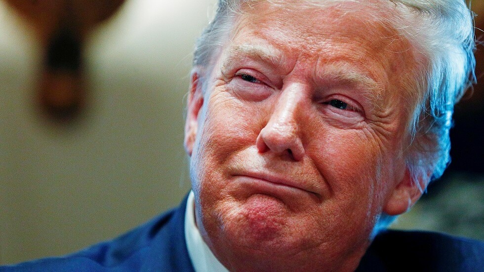 دبلوماسي: واشنطن لم تنسق مع الاتحاد الأوروبي بشأن حظر السفر مثلما زعم ترامب