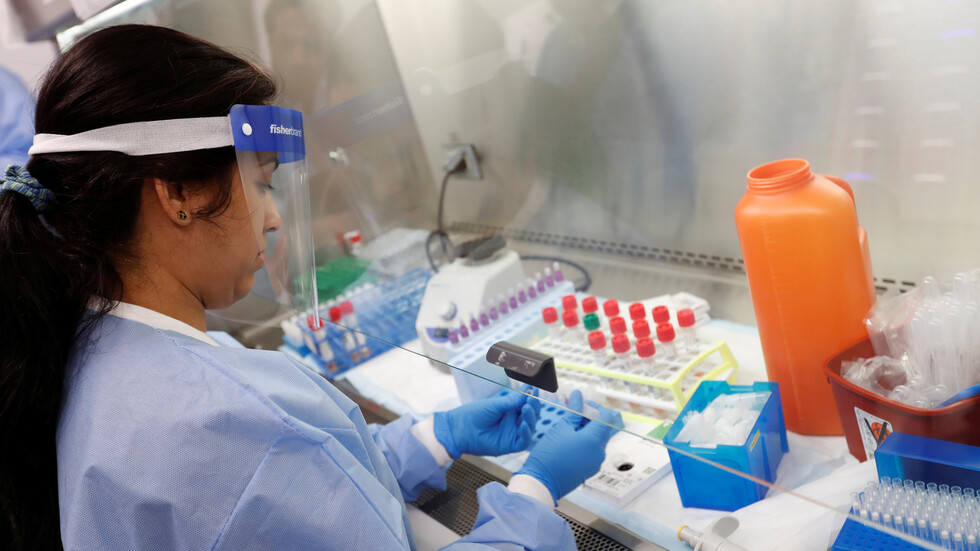 أخبار جيدة.. كورونا قد يختفي من عالمنا