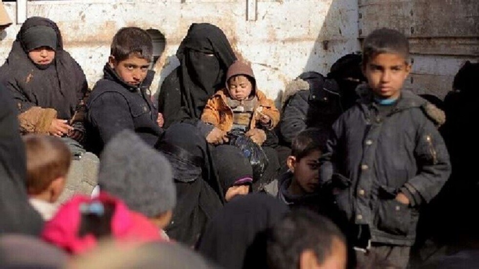 العراق يسلم أذربيجان 112 من أطفال "داعش"