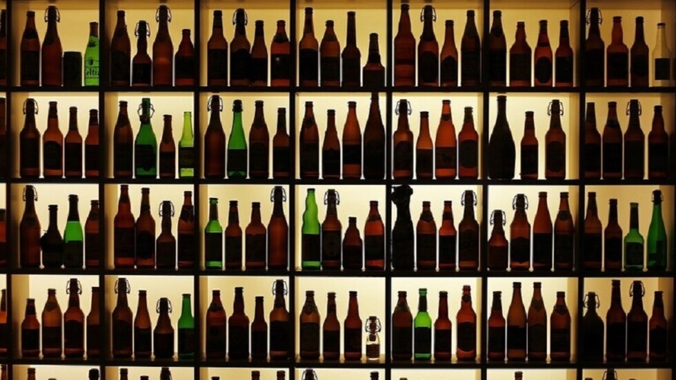 إيران.. 4 وفيات بالكحول المغشوش في همدان