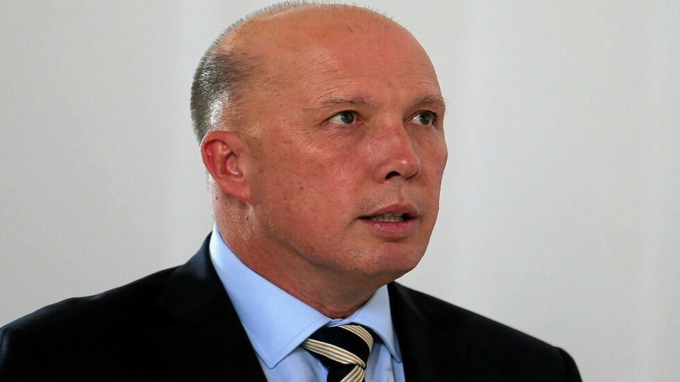 وزير الداخلية الأسترالي يعلن إصابته بفيروس كورونا