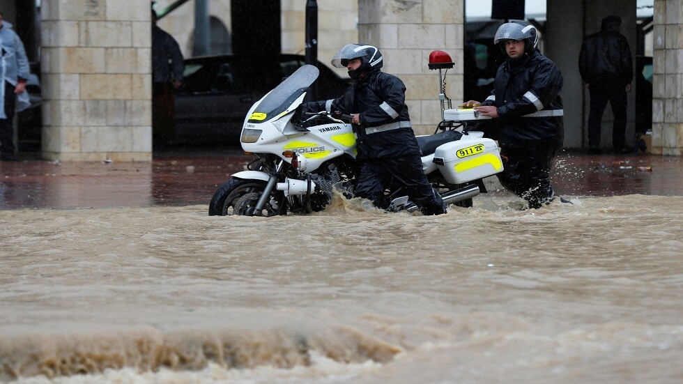 تحذيرات من فيضان السدود في الأردن وتعليق الملاحة في العقبة