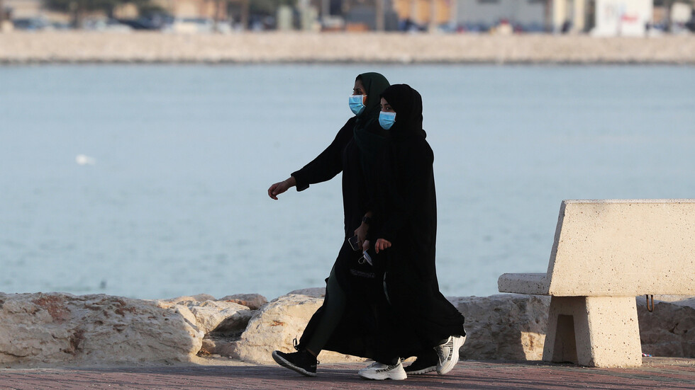 كورونا.. إصابات جديدة في قطر والكويت ودول التعاون الخليجي تبحث تحدي الفيروس