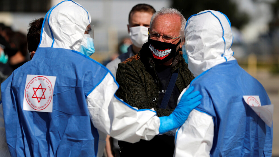 إسرائيل.. عدد المصابين بكورونا يبلغ 154 شخصا والآلاف قيد الحجر الصحي