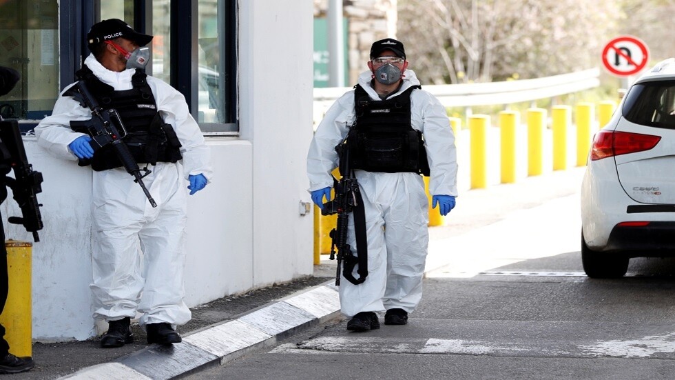 نتنياهو يعلن سلسلة من القرارات الاستراتيجية لمواجهة انتشار كورونا في إسرائيل