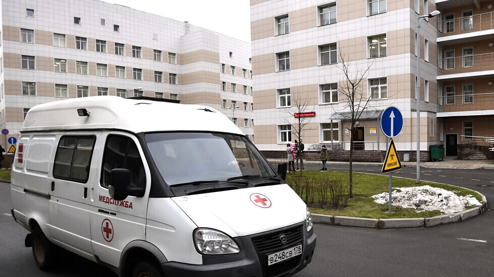 السلطات الروسية: ارتفاع عدد المصابين بفيروس كورونا في البلاد إلى 93