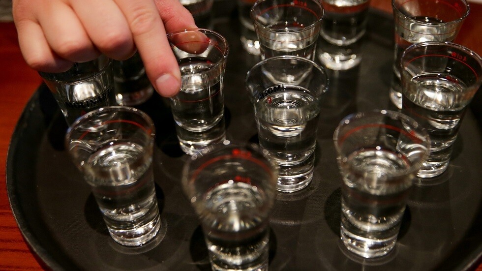 هل يمكن للكحول والبصل حماية الإنسان من فيروس كورونا؟